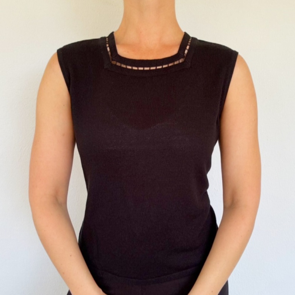 Vintage Patchington black beaded cut out neckline sleeveless knit top size small